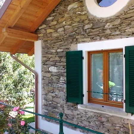 La Camelia D'oro Appartement