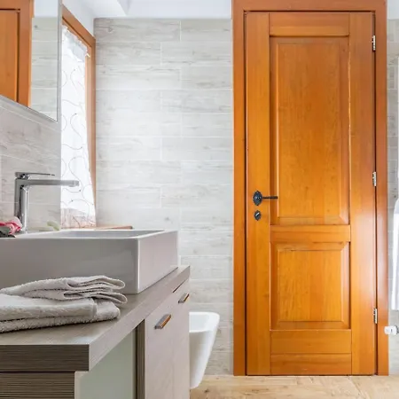 Апартаменты La Camelia D'oro *