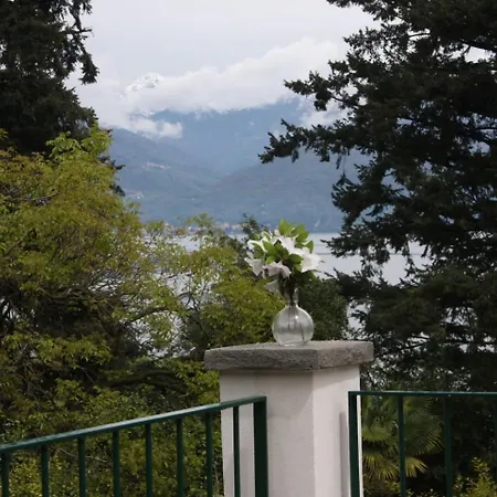 La Camelia D'oro Apartment Oggebbio